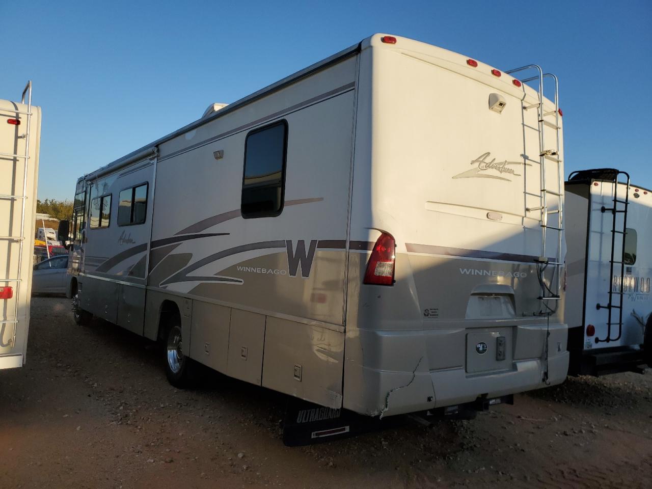 Image 3 of 2004 WORKHORSE CUSTOM CHASSIS MOTORHOME CHASSIS W22 2004 with VIN 5B4MP67GX43382504