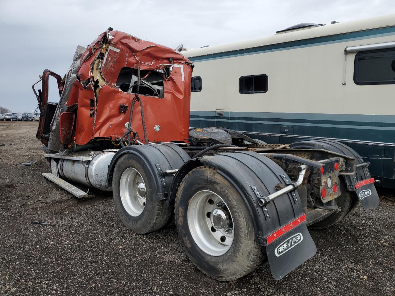Изображение 3 2016 FREIGHTLINER 122SD  2016 с VIN 3AKJGND18GDGY6074