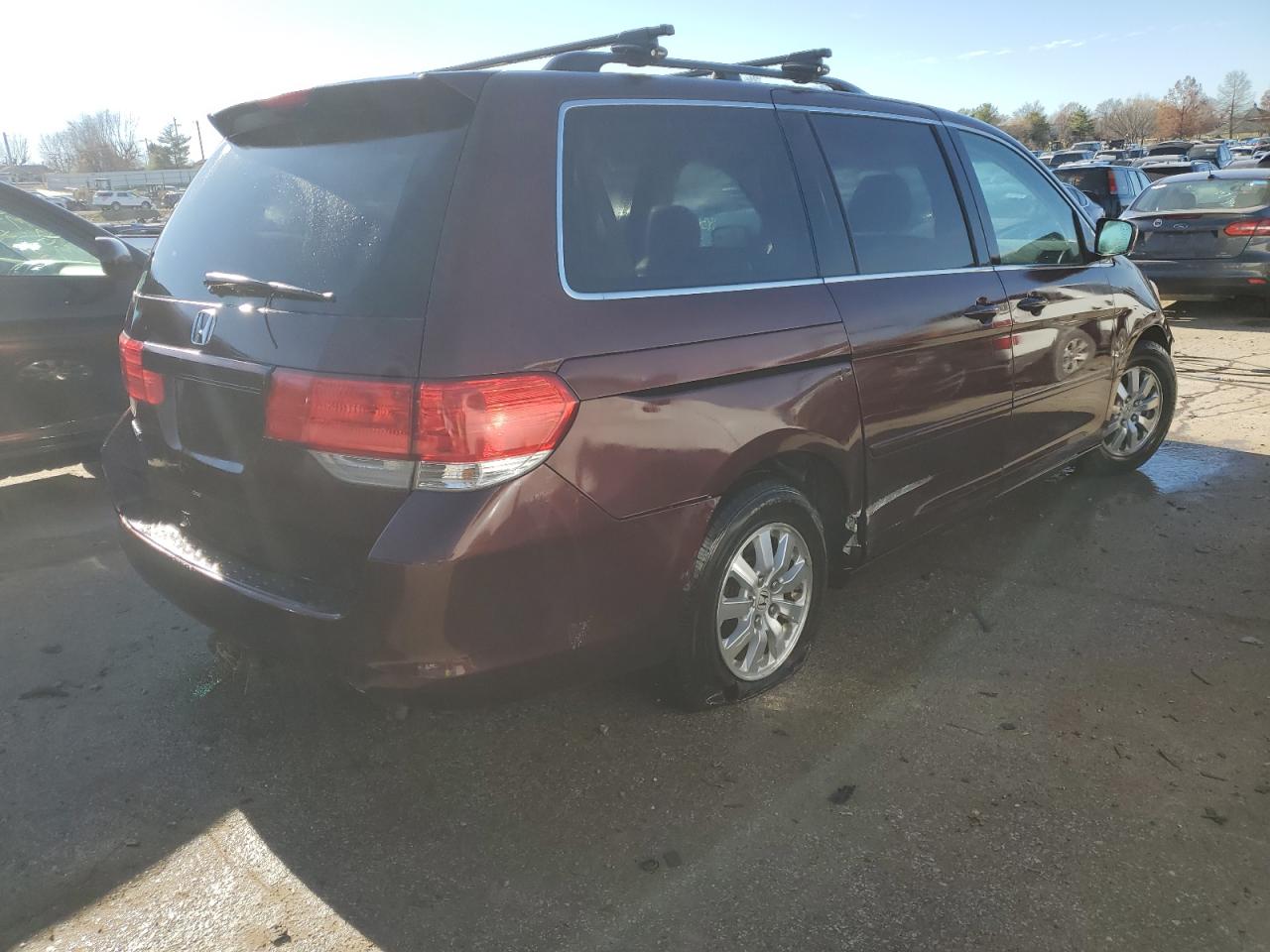 Image 3 of 2010 HONDA ODYSSEY EXL 2010 with VIN 5FNRL3H78AB005323