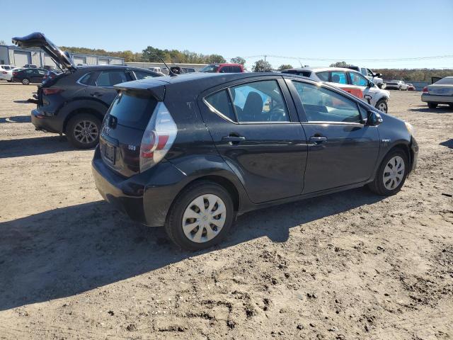 Изображение 3 2013 TOYOTA PRIUS C  2013 с VIN JTDKDTB39D1553235
