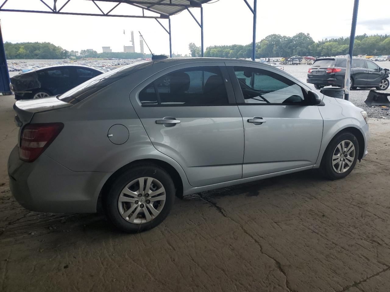 Изображение 3 2017 CHEVROLET SONIC LS 2017 с VIN 1G1JB5SH9H4106829