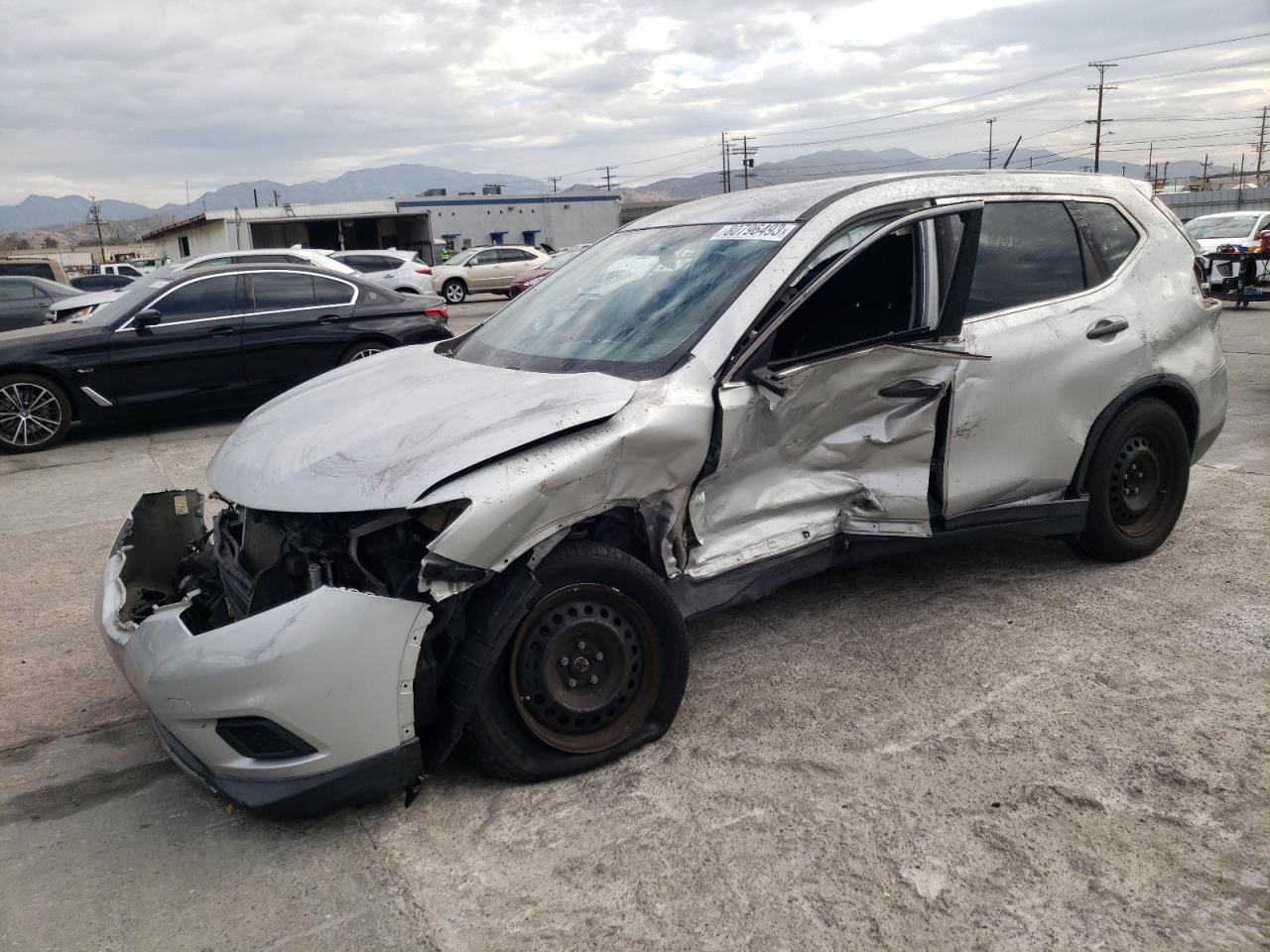 Obraz 1 z 2016 NISSAN ROGUE S 2016 z VIN 5N1AT2MT2GC795360