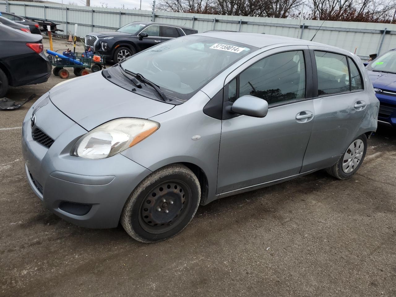 Изображение 2010 TOYOTA YARIS 2010