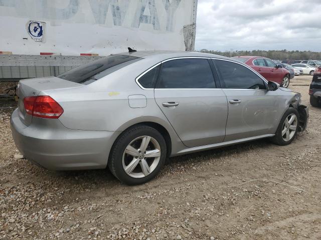 Image 3 of 2012 VOLKSWAGEN PASSAT SE 2012 with VIN 1VWBP7A3XCC011366