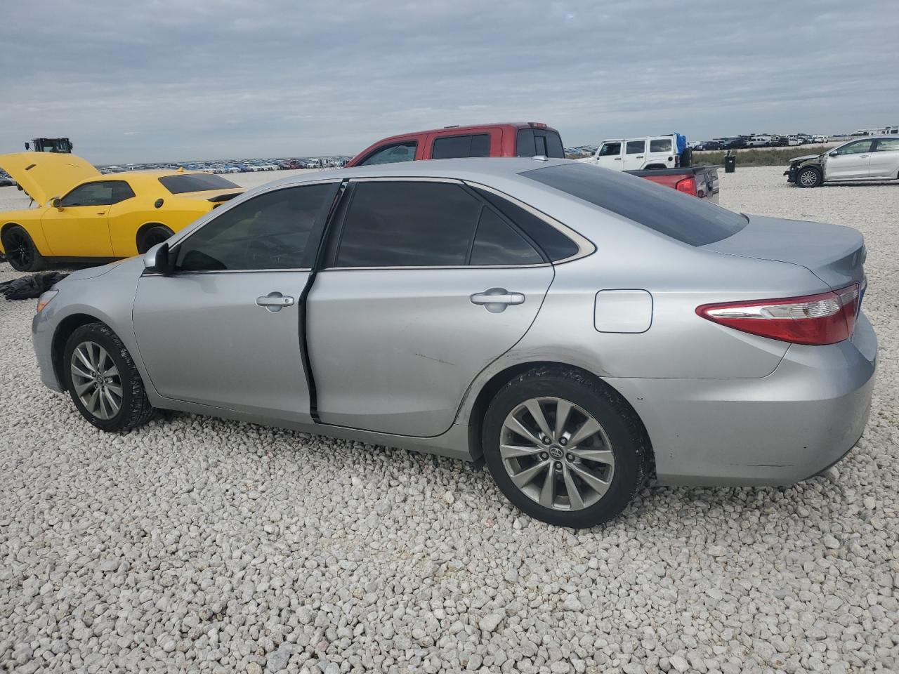 Изображение 2 2017 TOYOTA CAMRY LE 2017 с VIN 4T1BF1FK3HU768366
