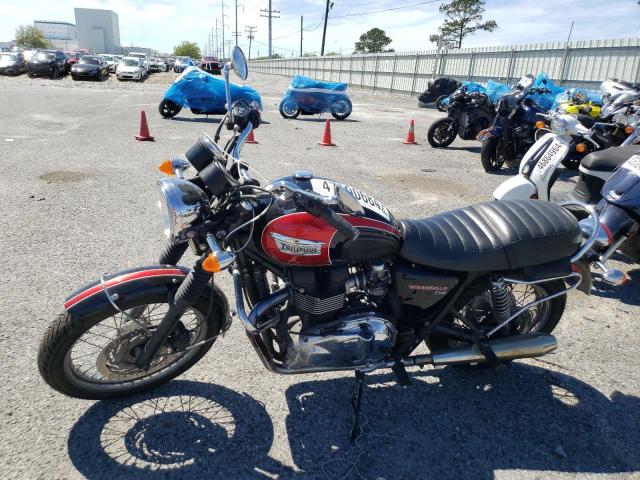 Obraz 3 z 2014 TRIUMPH MOTORCYCLE BONNEVILLE T100 2014 z VIN SMT910K18ET644377