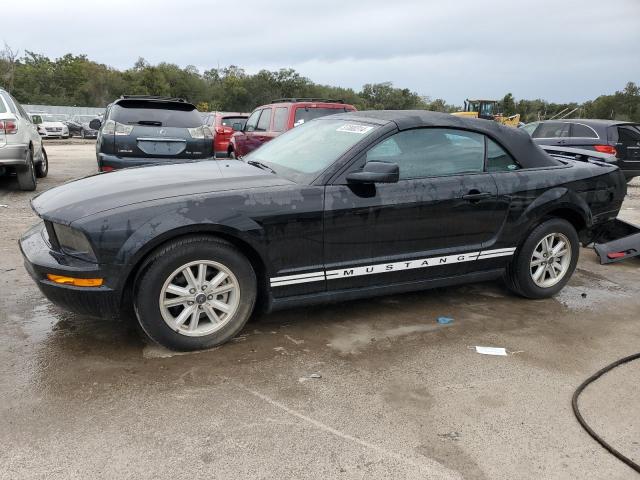 Obraz 1 z 2006 FORD MUSTANG  2006 z VIN 1ZVFT84N865207816