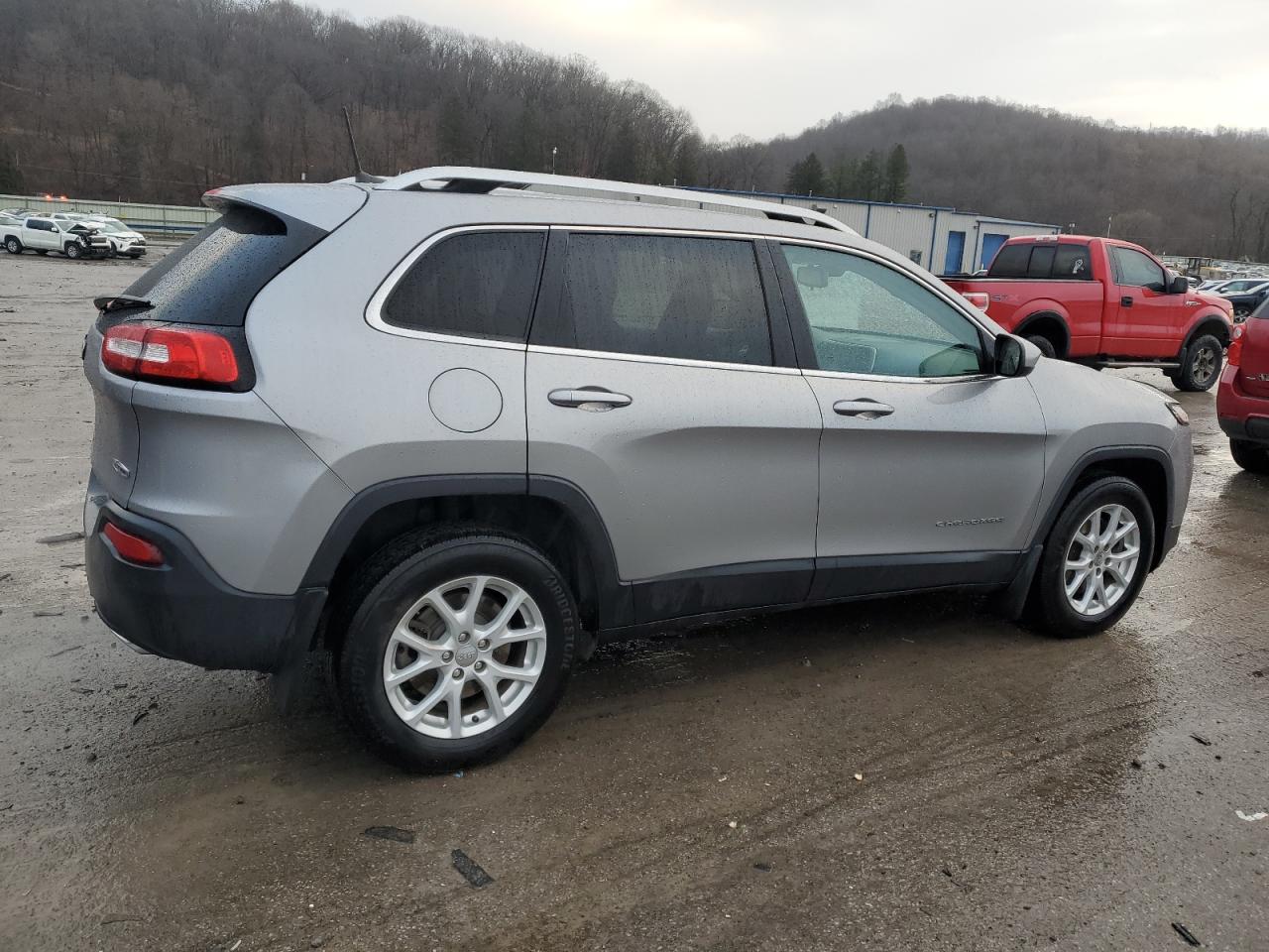 Obraz 3 z 2016 JEEP CHEROKEE LATITUDE 2016 z VIN 1C4PJMCS8GW372273