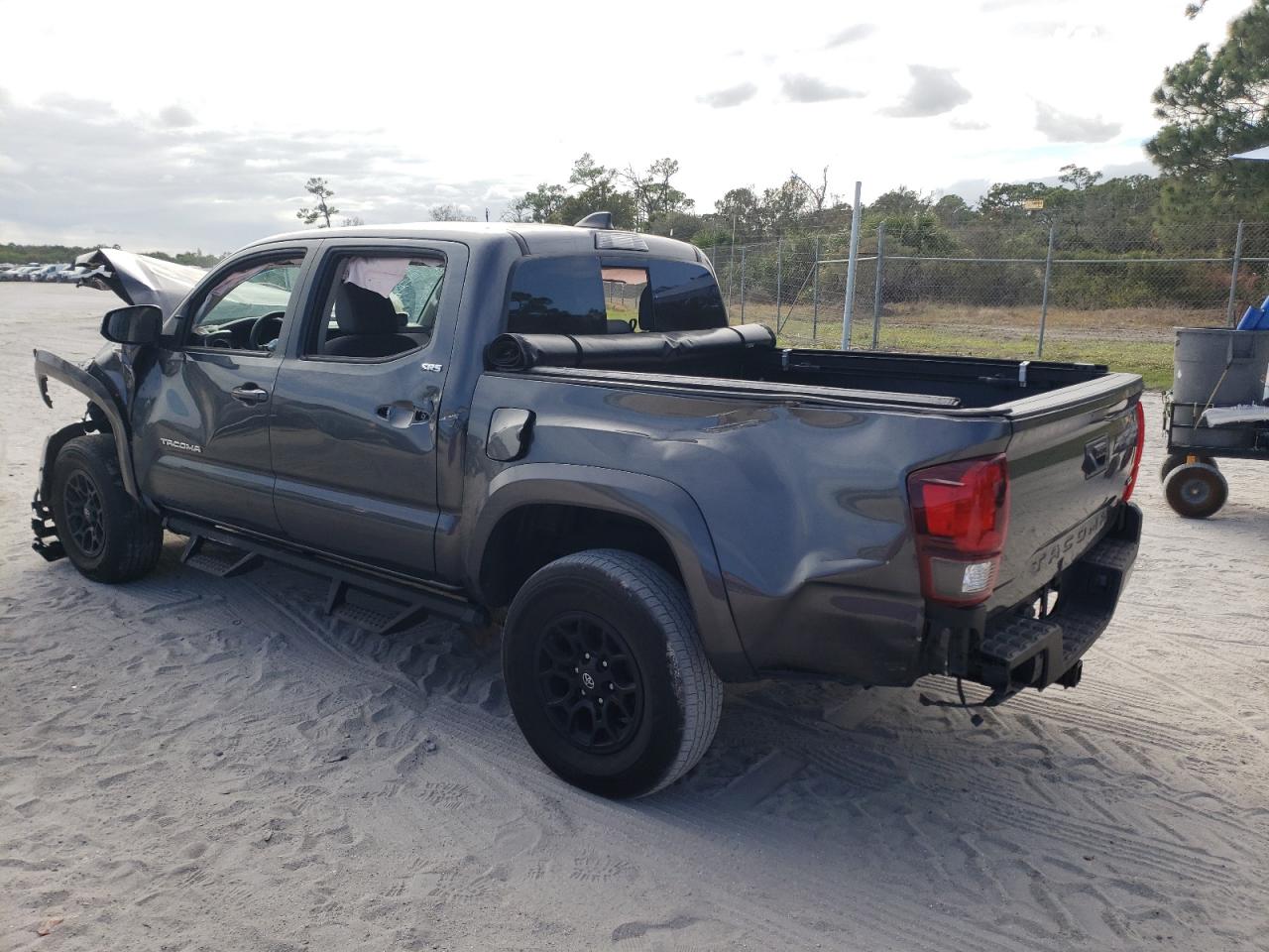 Изображение 2 2022 TOYOTA TACOMA DOUBLE CAB 2022 с VIN 3TMAZ5CN1NM165915