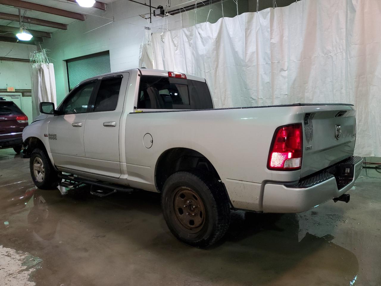 Image 2 of 2017 RAM 1500 SLT 2017 with VIN 1C6RR7GTXHS537570