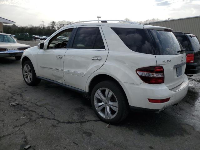Obraz 2 z 2011 MERCEDES-BENZ ML 350 4MATIC 2011 z VIN 4JGBB8GB6BA637864