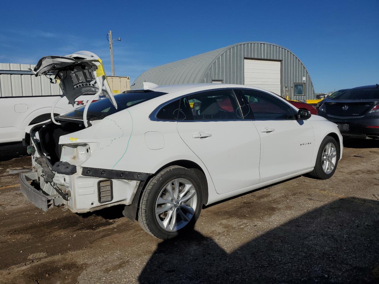 Image 3 of 2018 CHEVROLET MALIBU LT 2018 with VIN 1G1ZD5ST3JF128868