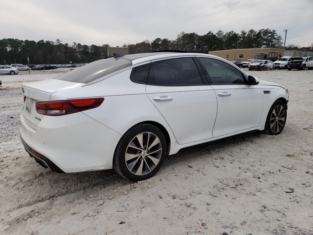 Изображение 3 2016 KIA OPTIMA SX 2016 с VIN 5XXGW4L21GG092696