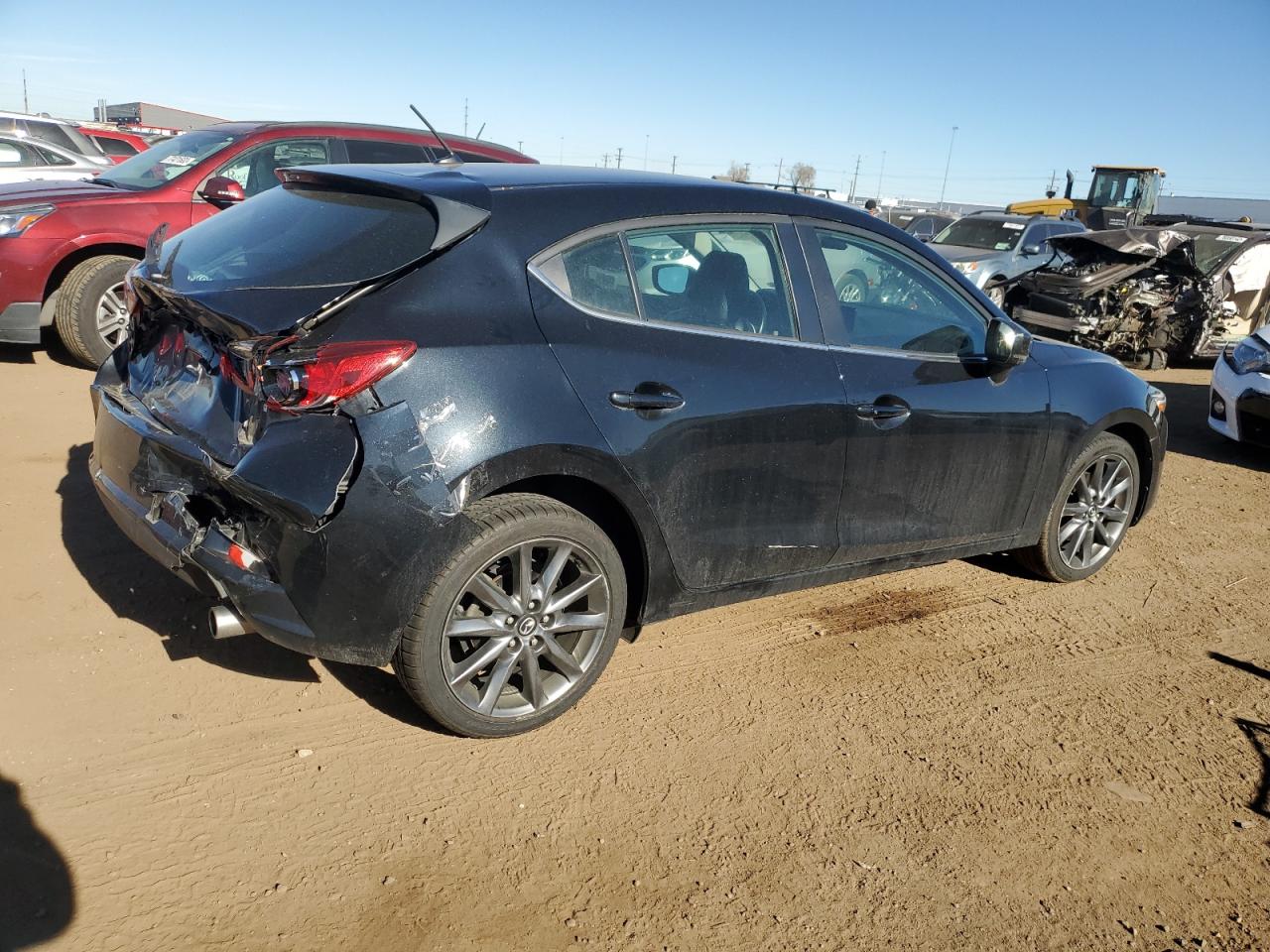 Image 3 of 2018 MAZDA 3 TOURING 2018 with VIN 3MZBN1L38JM276086