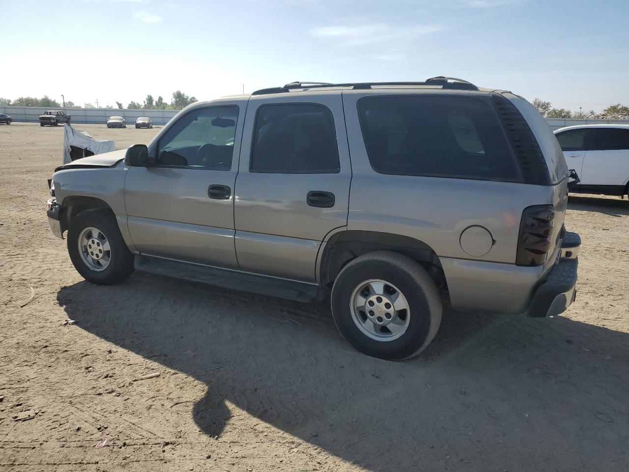 Obraz 2 z 2002 CHEVROLET TAHOE C1500 2002 z VIN 1GNEC13T52R275863
