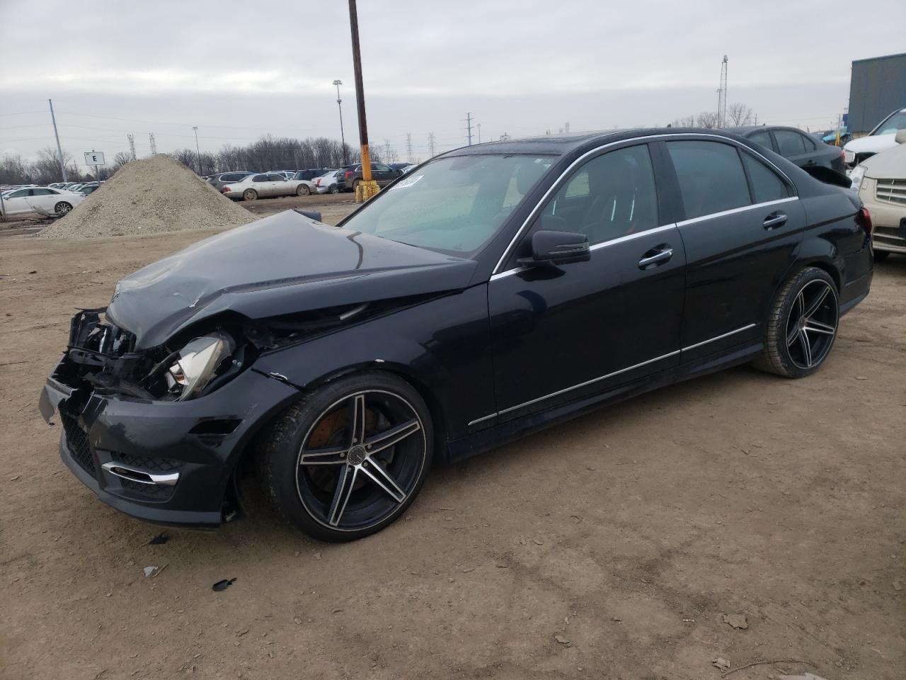 Image 1 of 2013 MERCEDES-BENZ C 300 4MATIC 2013 with VIN WDDGF8AB8DR288479