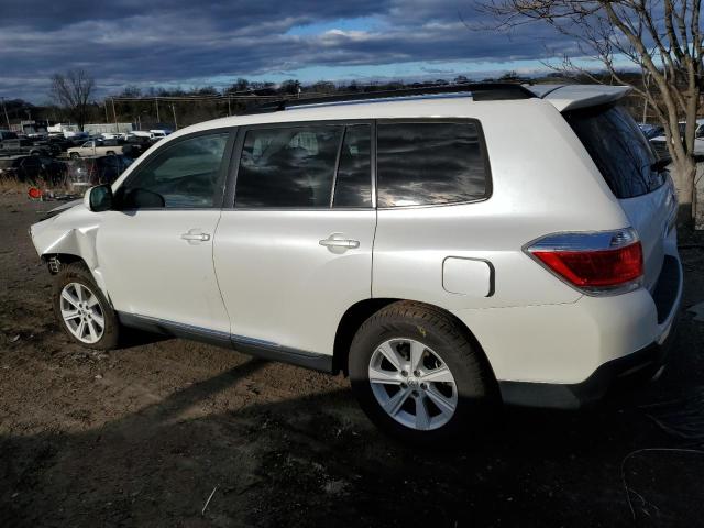 Obraz 2 z 2013 TOYOTA HIGHLANDER BASE 2013 z VIN 5TDBK3EH3DS199213
