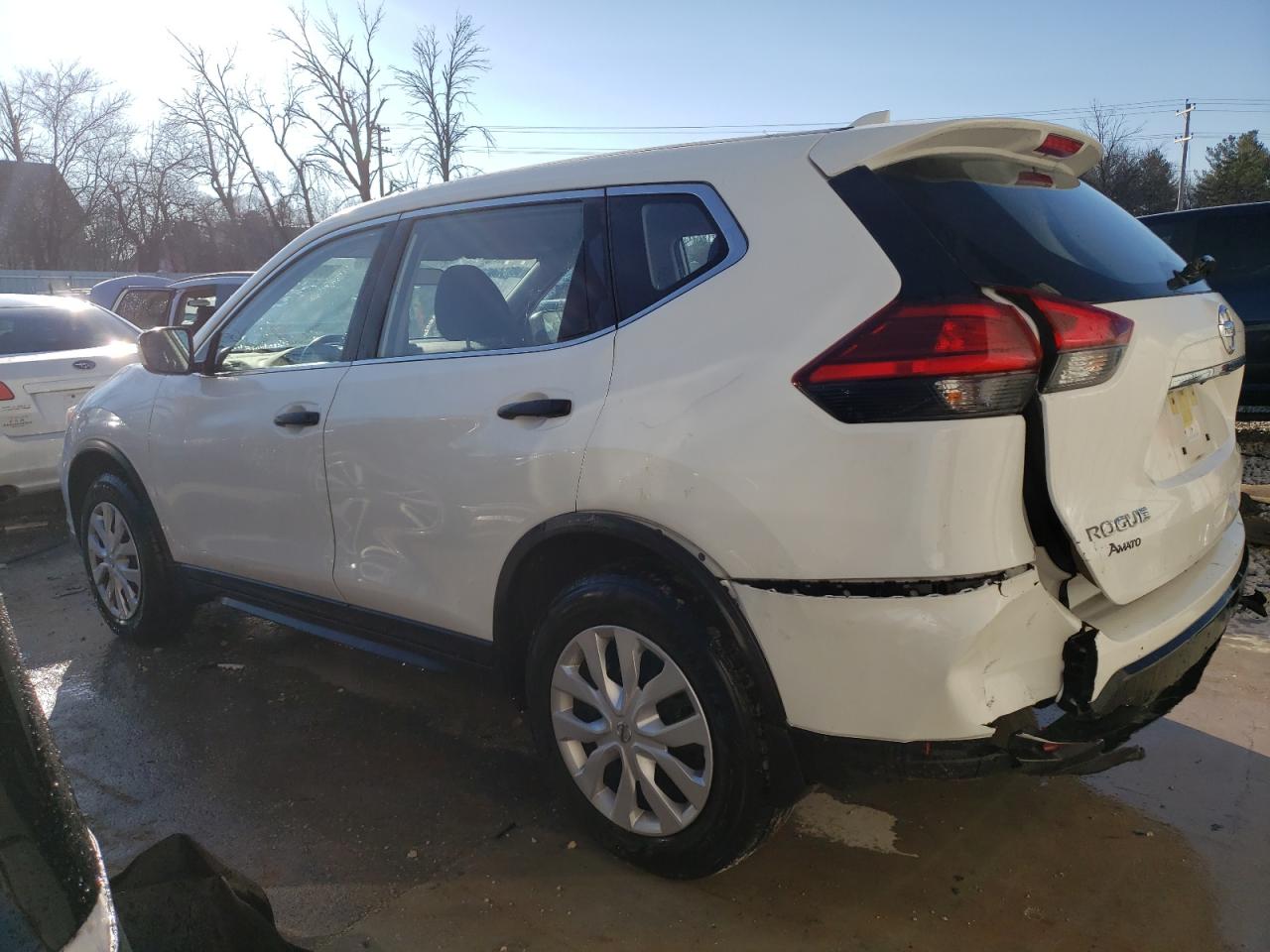 Image 2 of 2017 NISSAN ROGUE S 2017 with VIN JN8AT2MV5HW011800