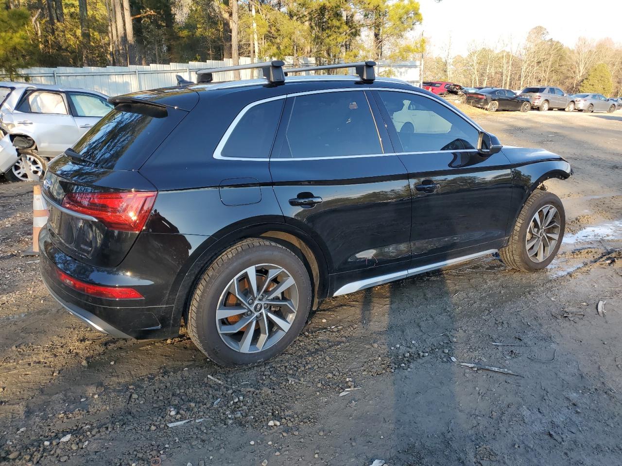 Obraz 3 z 2021 AUDI Q5 PREMIUM PLUS 2021 z VIN WA1BAAFY0M2065377