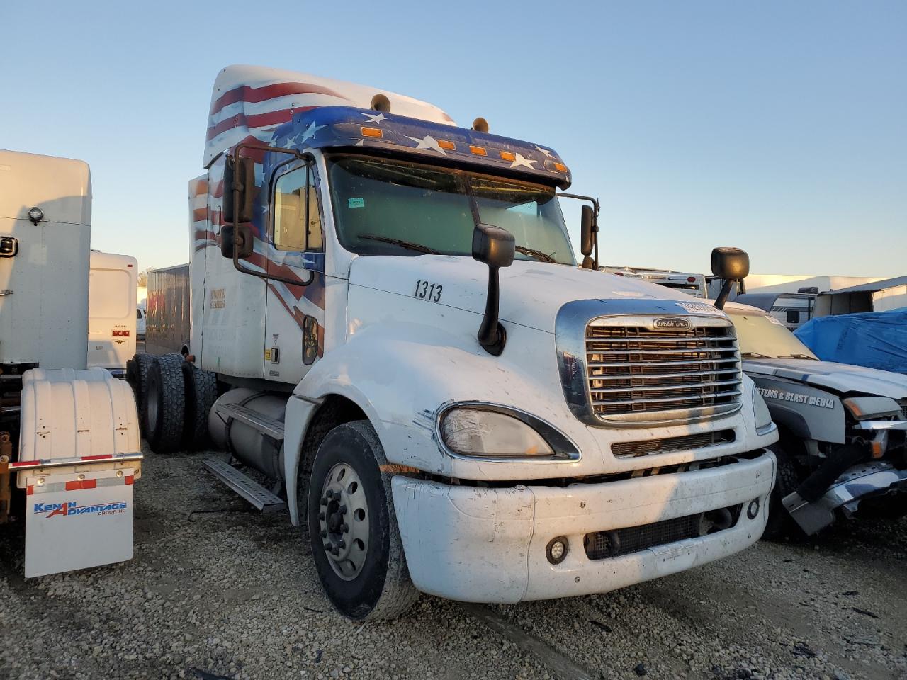2006 FREIGHTLINER CONVENTIONAL COLUMBIA 2006 image