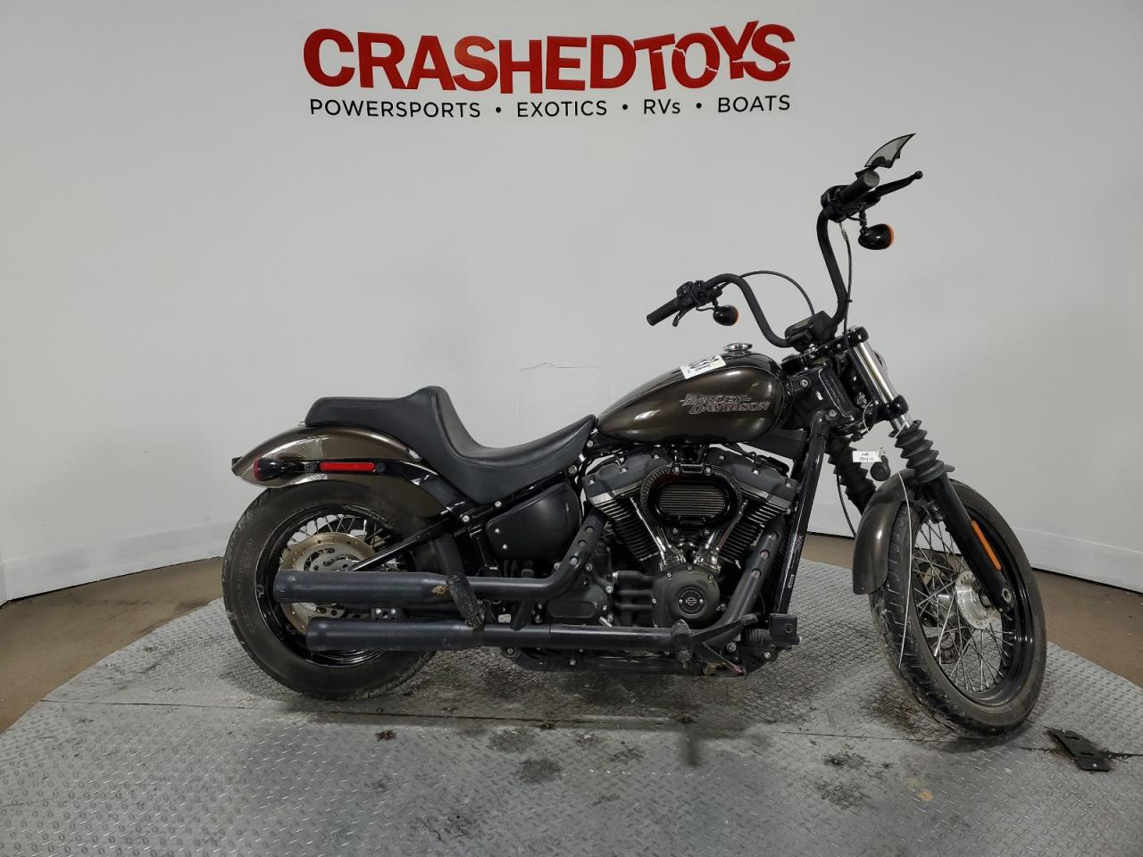Image 1 of 2020 HARLEY-DAVIDSON FXBB  2020 with VIN 1HD1YJJ11LB029024