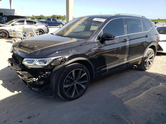 Obraz 1 z 2023 VOLKSWAGEN TIGUAN SEL R-LINE BLACK 2023 z VIN 3VV4B7AXXPM017168