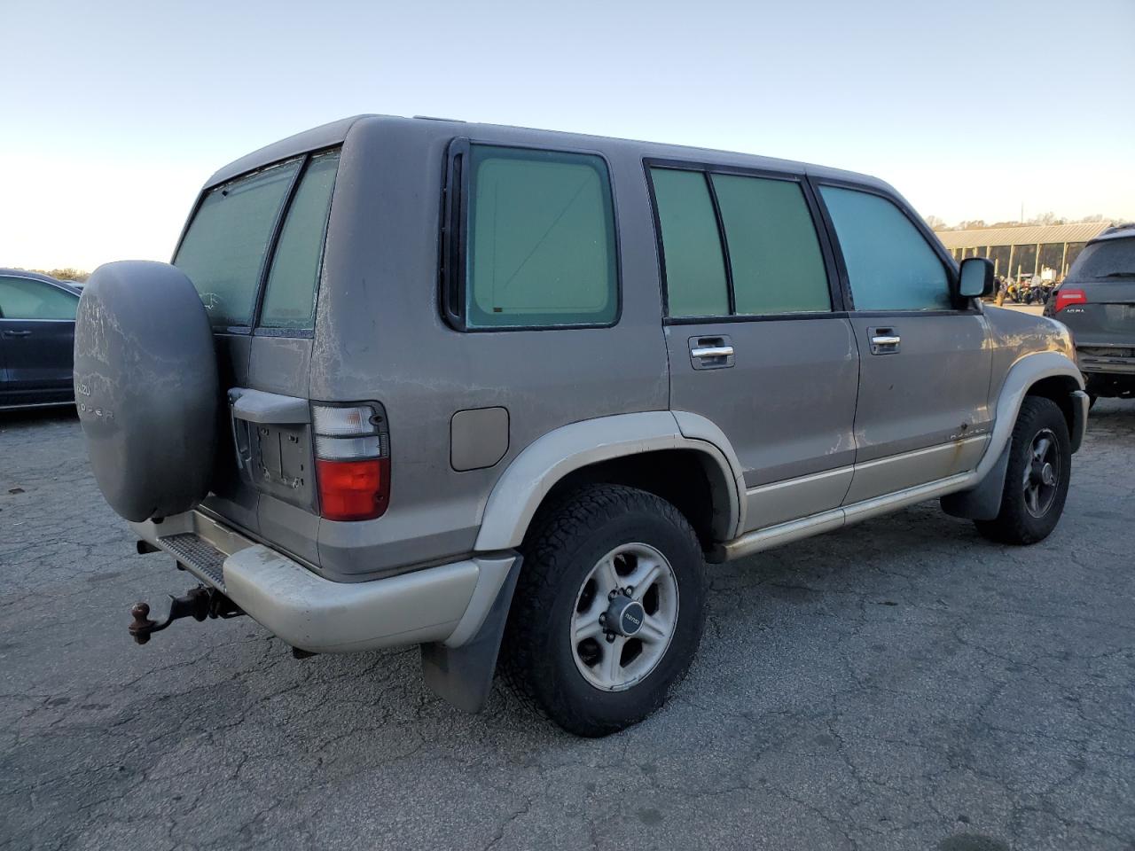 Изображение 3 2002 ISUZU TROOPER S 2002 с VIN JACDJ58X127J11372