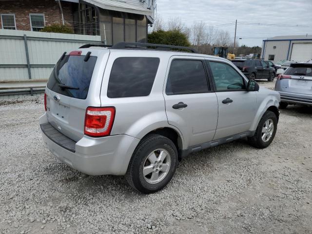 Obraz 3 z 2010 FORD ESCAPE XLT 2010 z VIN 1FMCU9D72AKB90009
