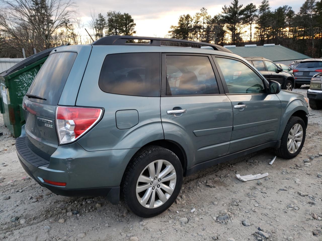 Obraz 3 z 2013 SUBARU FORESTER 2.5X PREMIUM 2013 z VIN JF2SHADC9DG403713