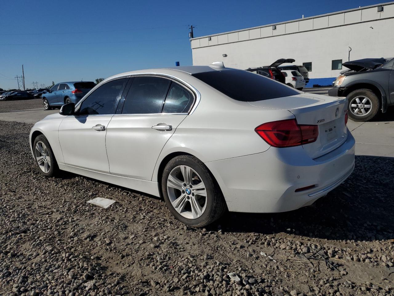 Image 2 of Bmw 328 Xi Sulev 2016 with VIN WBA8E3G53GNT26196