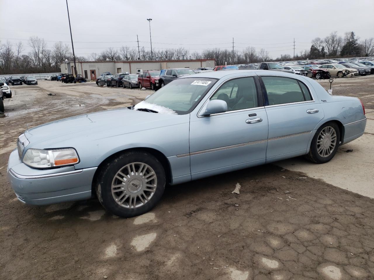 Изображение 1 2009 LINCOLN TOWN CAR SIGNATURE LIMITED 2009 с VIN 2LNHM82V69X626936