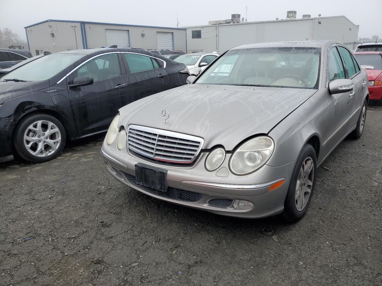 Obraz 1 z 2004 MERCEDES-BENZ E 320 2004 z VIN WDBUF65J54A509682