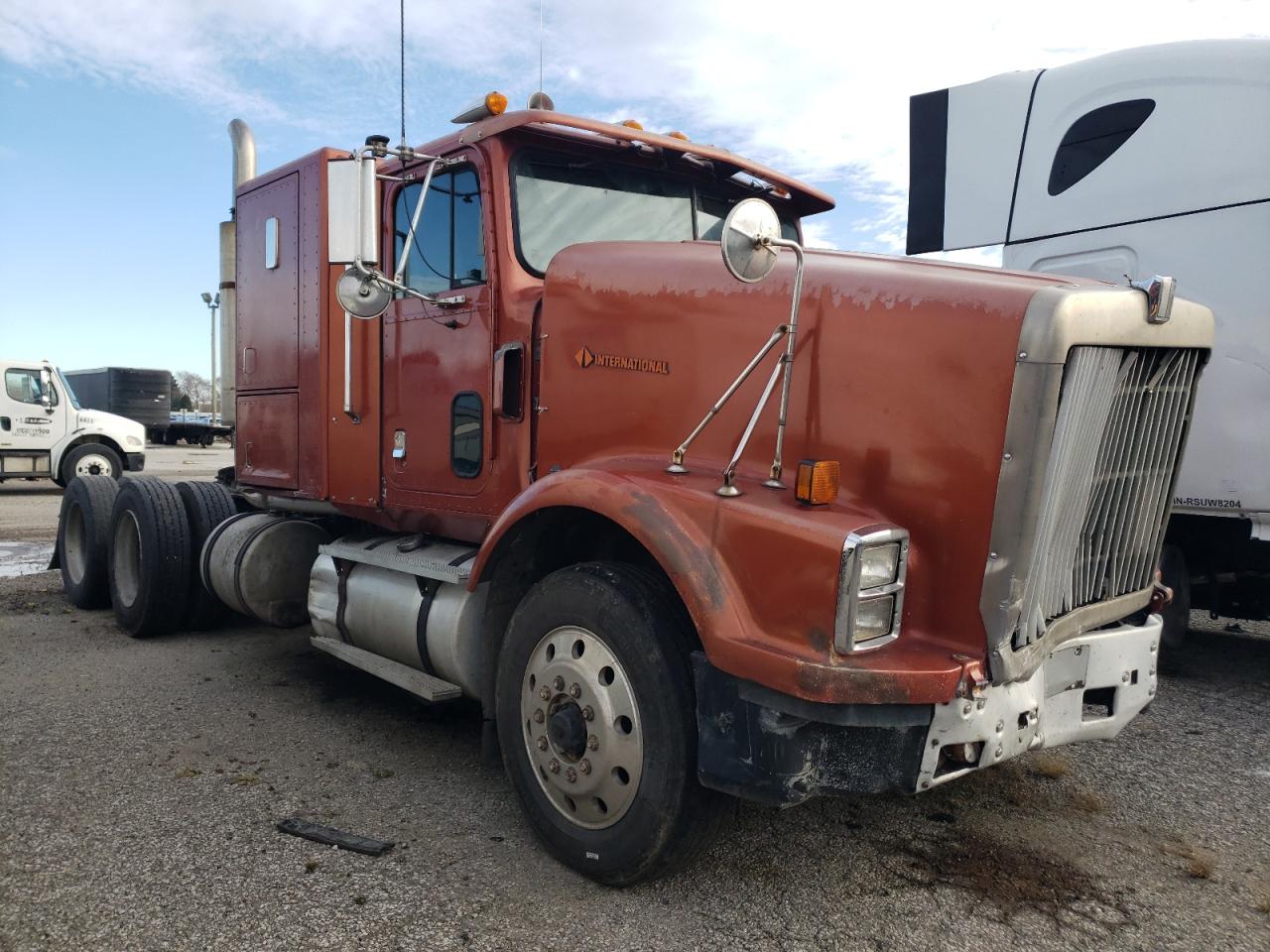 Obraz 1 z 1992 INTERNATIONAL 9000 9300 1992 z VIN 2HSFECURXNC057268