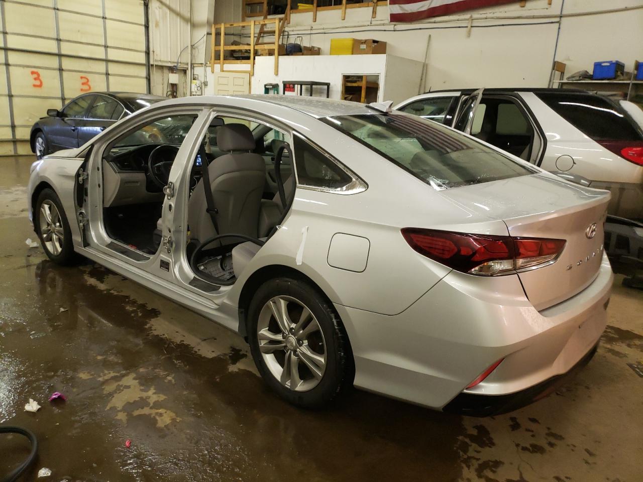 Obraz 2 z 2018 HYUNDAI SONATA SPORT 2018 z VIN 5NPE34AF7JH654022