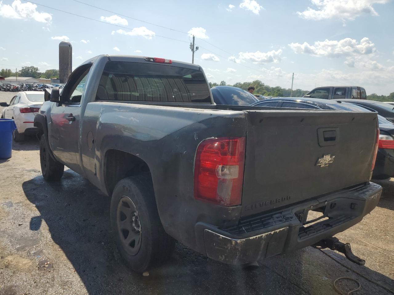 Image 2 of 2007 CHEVROLET SILVERADO C1500 2007 with VIN 1GCEC14C27Z546568