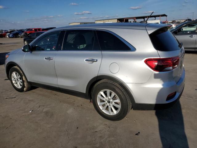 Obraz 2 z 2019 KIA SORENTO L 2019 z VIN 5XYPG4A35KG564119