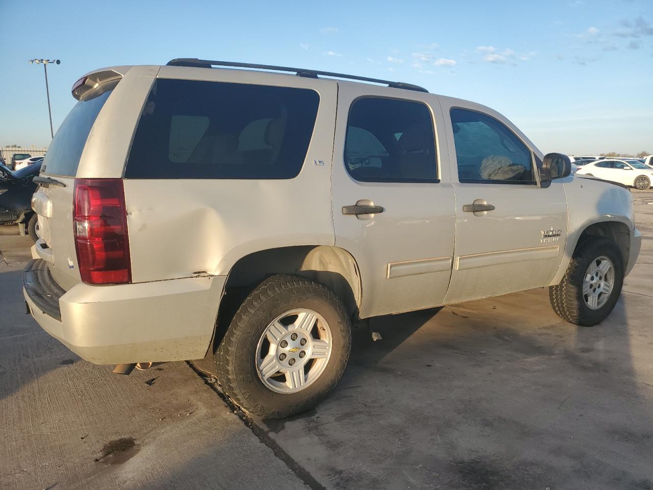 Obraz 3 z 2007 CHEVROLET TAHOE K1500 2007 z VIN 1GNEK13007R164525