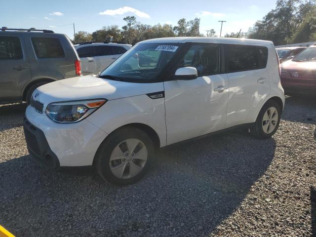 Obraz 1 z 2015 KIA SOUL  2015 z VIN KNDJN2A23F7789486