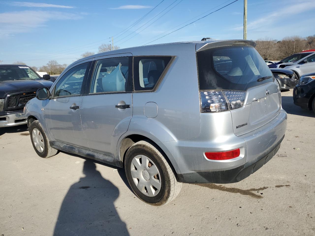 Изображение 2 2010 MITSUBISHI OUTLANDER ES 2010 с VIN JA4AS2AW7AZ004454