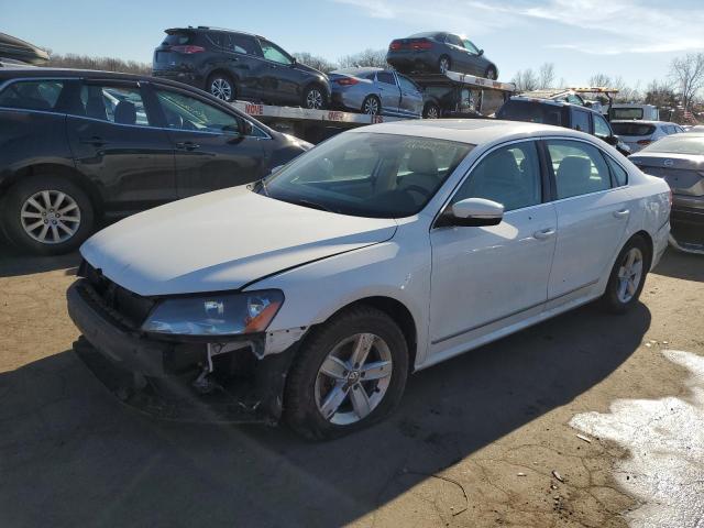 Image 1 of 2013 VOLKSWAGEN PASSAT SE 2013 with VIN 1VWBN7A30DC027566