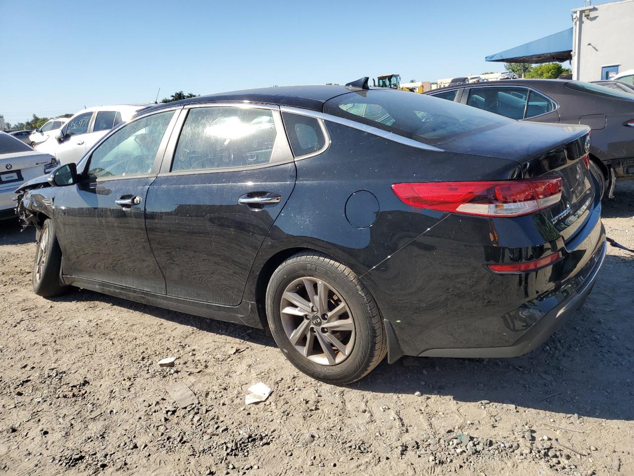 Obraz 2 z 2020 KIA OPTIMA LX 2020 z VIN 5XXGT4L34LG401329