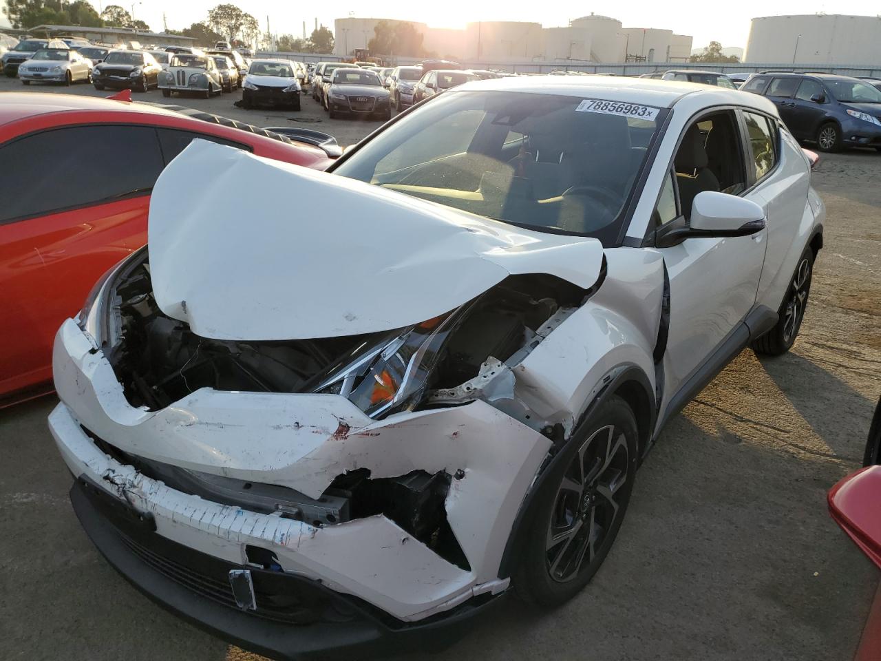 Изображение 1 2019 TOYOTA C-HR XLE 2019 с VIN JTNKHMBX6K1029501