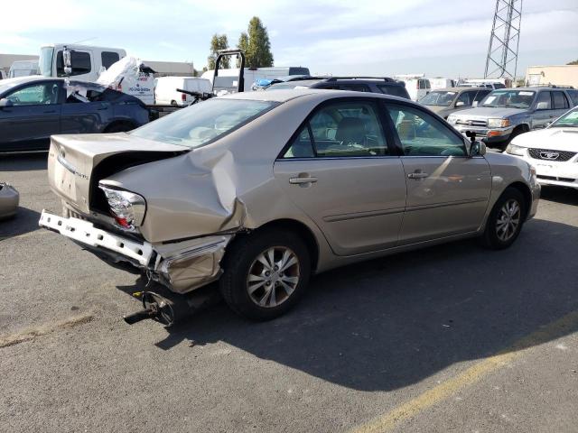 Image 3 of 2004 TOYOTA CAMRY LE 2004 with VIN 4T1BF30K14U582890