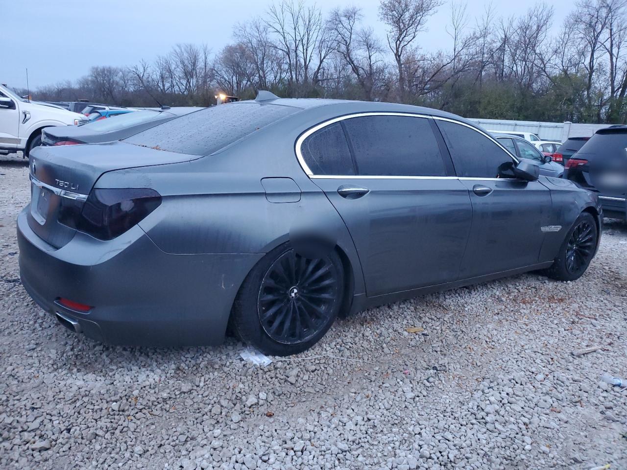 Obraz 3 z 2011 BMW 750 LI 2011 z VIN WBAKB8C57BC852174