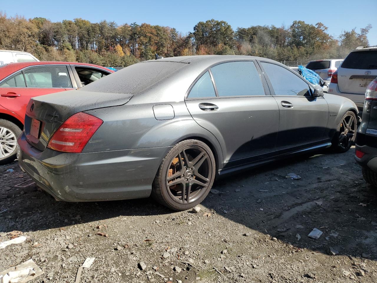 Image 3 of 2011 MERCEDES-BENZ S 63 AMG 2011 with VIN WDDNG7EB6BA395731