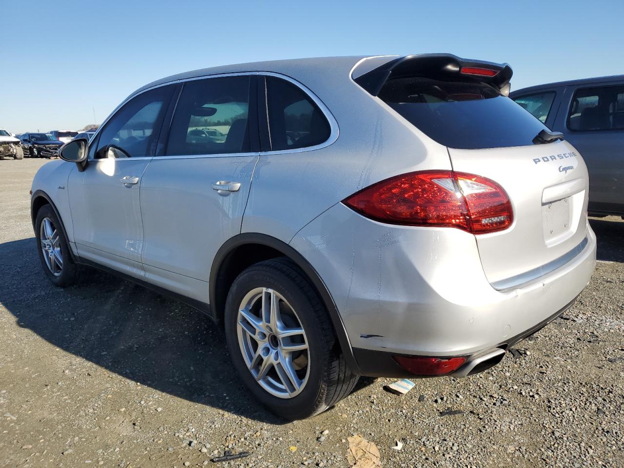 Image 2 of 2013 PORSCHE CAYENNE  2013 with VIN WP1AF2A29DLA41793