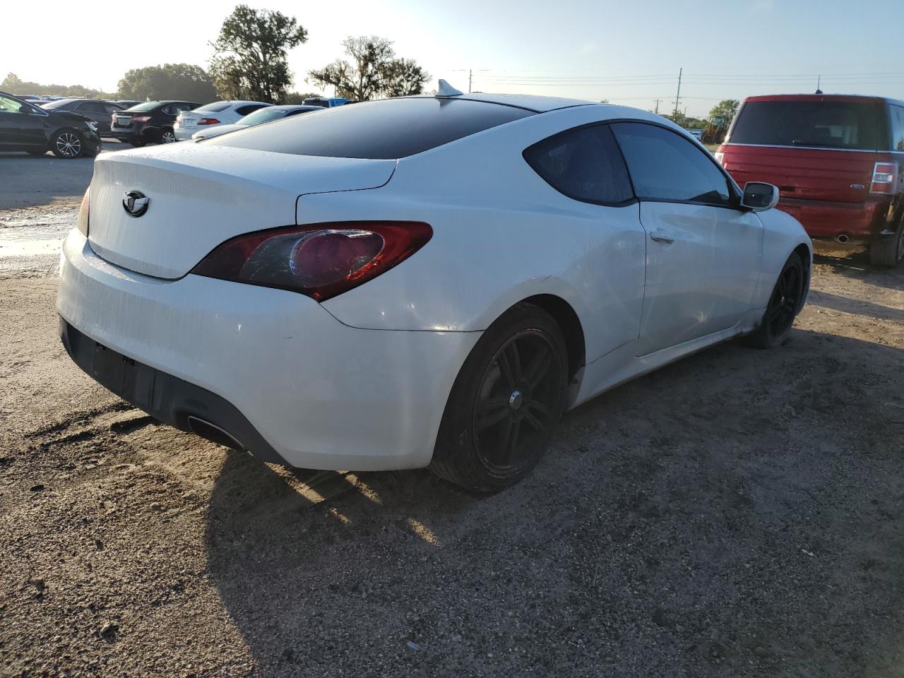 Image 3 of 2011 HYUNDAI GENESIS COUPE 2.0T 2011 with VIN KMHHT6KD8BU049287