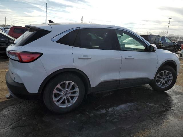 Image 3 of 2021 FORD ESCAPE SE 2021 with VIN 1FMCU9G63MUA17689