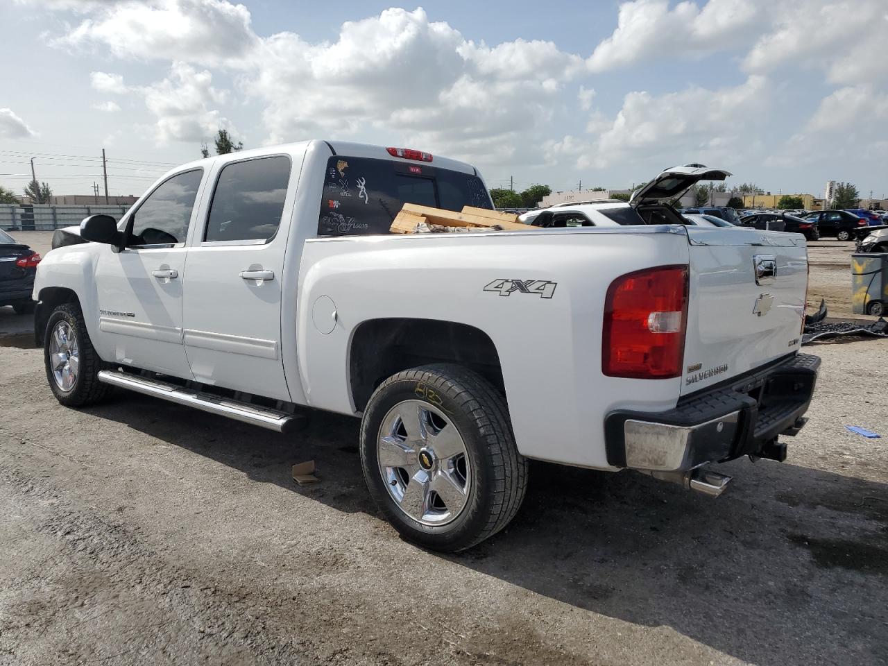 Image 2 of 2011 CHEVROLET SILVERADO K1500 LTZ 2011 with VIN 3GCPKTE36BG215197