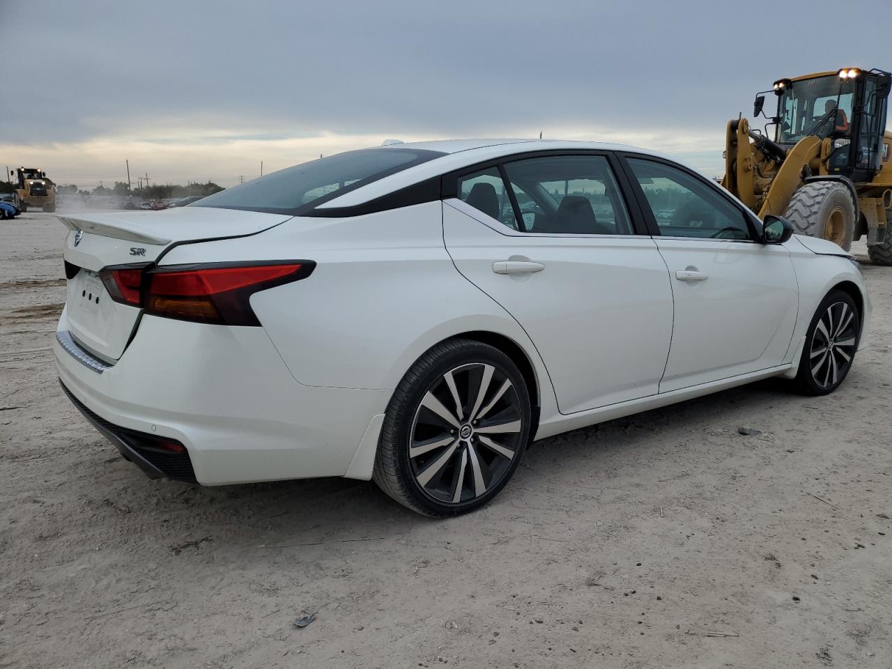 Image 3 of 2021 NISSAN ALTIMA SR 2021 with VIN 1N4BL4CV2MN401272